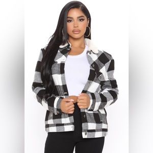 🆕🖤🤍 Chillin By The Fire Jacket - Black/White🤍🖤